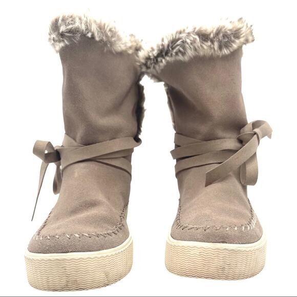 TOMS suede leather gray boots women's size 6.5 - Picture 3 of 10